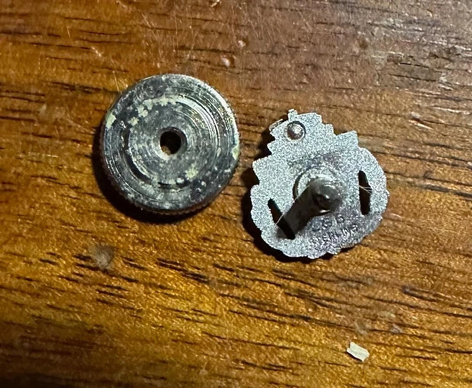 Llavero vintage Royal Typewriter Co. 50 aniversario 5 años de servicio prendedor de premio Foto 3 de 4