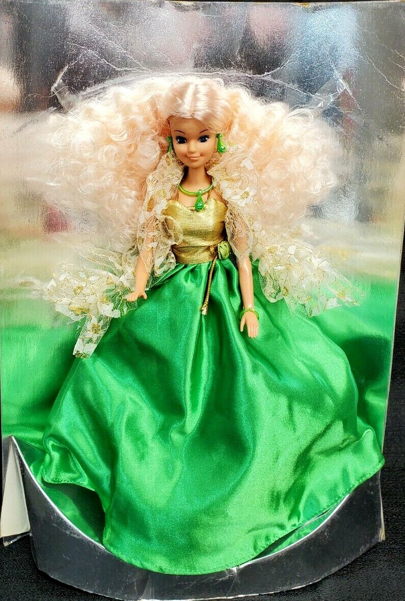 1989 Totsy Holiday CELEBRATION SANDI Limited Edition Fashion Doll