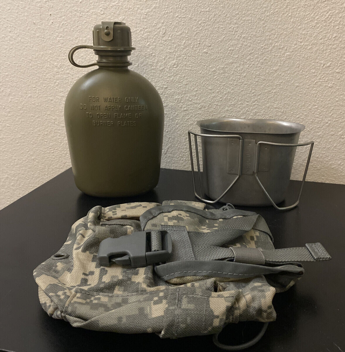 Set USGI Militare 3 Pezzi: Borraccia 1QT OD, Tazza Inox E Sacchetto MOLLE ACU - Usato
