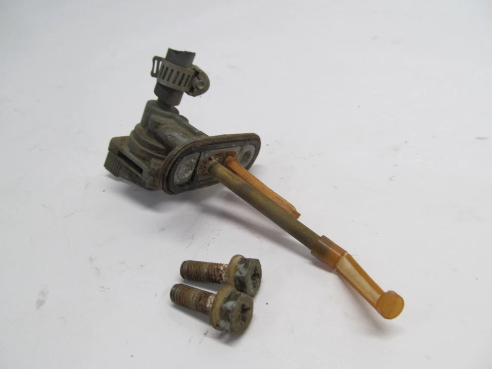 Kawasaki KZ305 KZ 305 B 1982 tanque de gasolina depósito válvula Petcock Foto 4 de 4