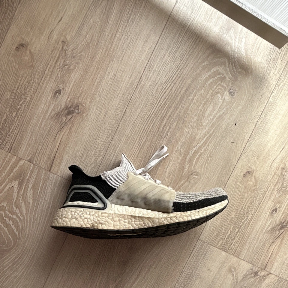 Adidas Ultraboost, Foto 3 von 3