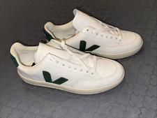 NEW VEJA V-12 Sneakers Leather Lace Up Casual Athletic Shoe Green Sz Men 7/ Wm 9