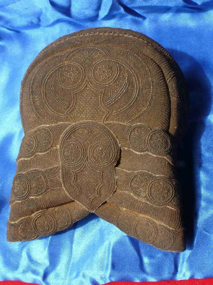 RARO Alemán RIEGENHAUBE 1830 - 1850 DISFRAZ POPULAR CUBIERTA PARA LA CABEZA Cinta Metálica Decoración Foto 2 de 4