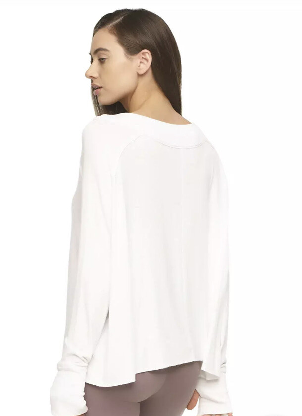 Felina+Women%27s+Long+Sleeve+V-Neck+Thumb+hole+Top+Color+White+Size ...