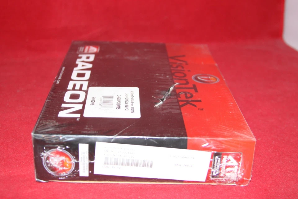 VisionTek ATI Radeon HD3450, 512MB, DMS-59 + 2xDVI-I Connector PCI Graphics Card - Image 4 of 4