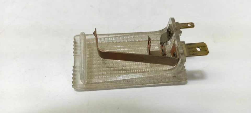 Otra luz interior Volkswagen Jetta II 1991 UST47376 Foto 2 de 3