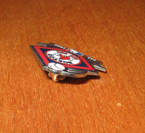 Boston Red Sox Baseball Pin est. 1901 MLBP 2005 Logo Ball Pennants - Picture 2 of 7
