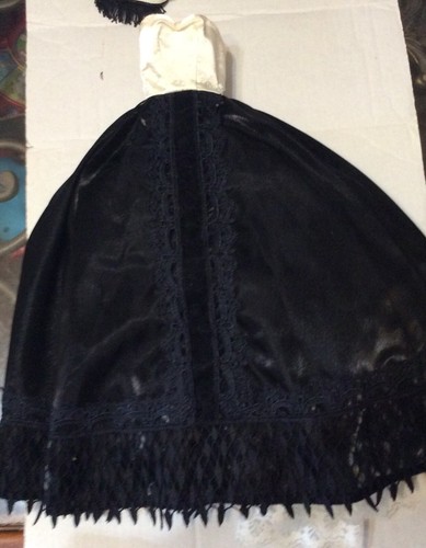 Madame Alexander 21" Doll BLACK MOURNING SCARLETT 15170 - Needs to be Restrung - Picture 7 of 15