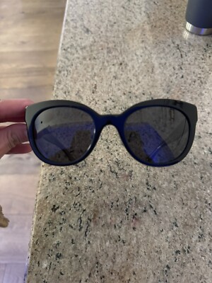Burberry B4210 polarized sunglasses black BURBERRY 4210 3001T3 POLARIZED 52 | SUNGLASSES Women EyeShop main image 3