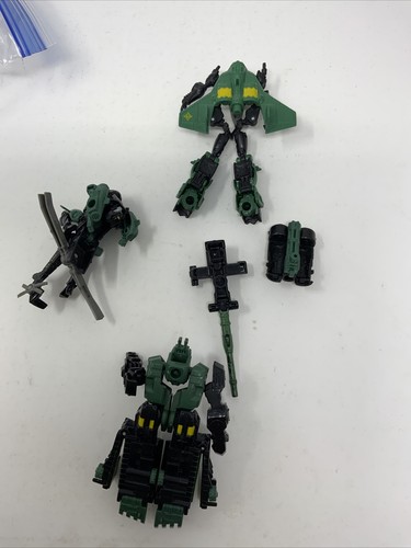 Transformers Generations Thrilling 30 Deluxe Class Minicon Assault Team - 第 6/10 張圖片