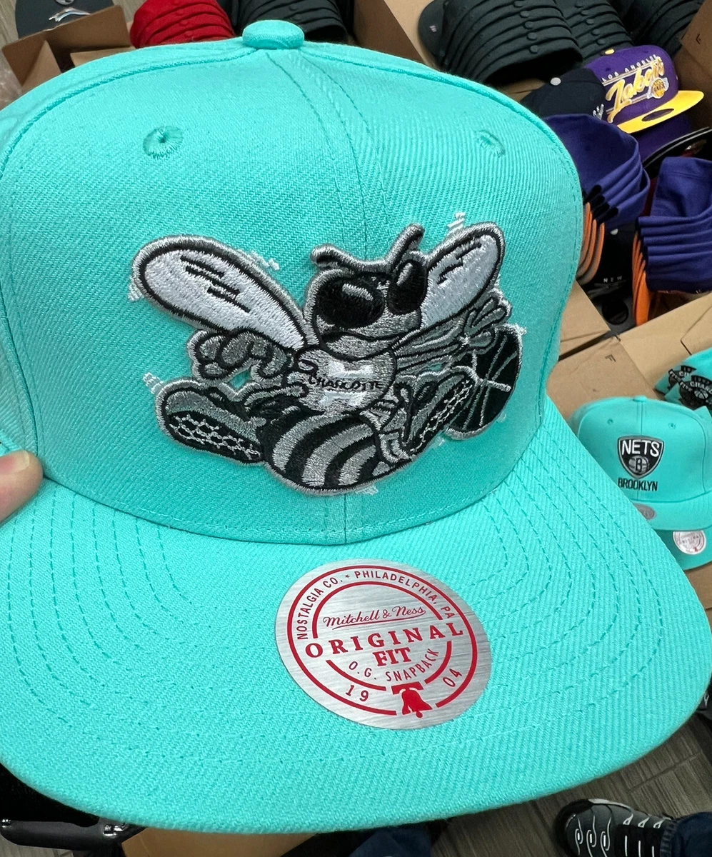 NBA Mitchell &Ness Charlotte Hornets Snapback Hat Teal Blue