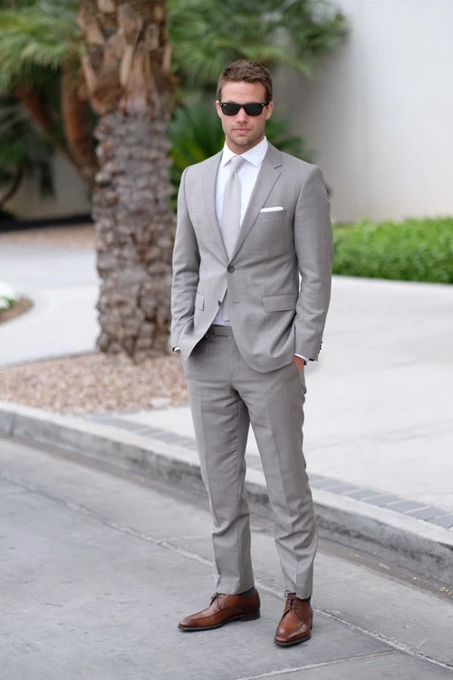 Unique Light Grey Color Men's Single Breasted Designer Suit - VJV Now -  India