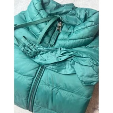Amazon Essentials Long-Sleeve Water-Resistant Packable Jacket Size Medium