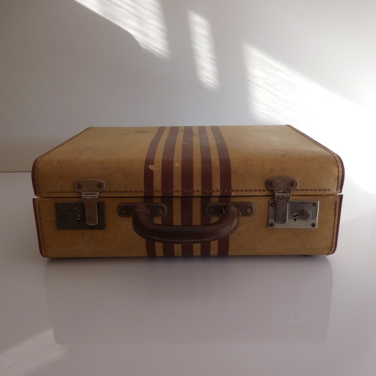 Valise ancienne annees 1930 vintage - Antiquités