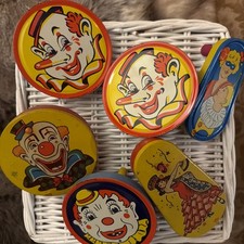 6 Vintage US Metal 1950  s Toy Co Tin Clown Noisemakers Set Of 6. Beautiful Color