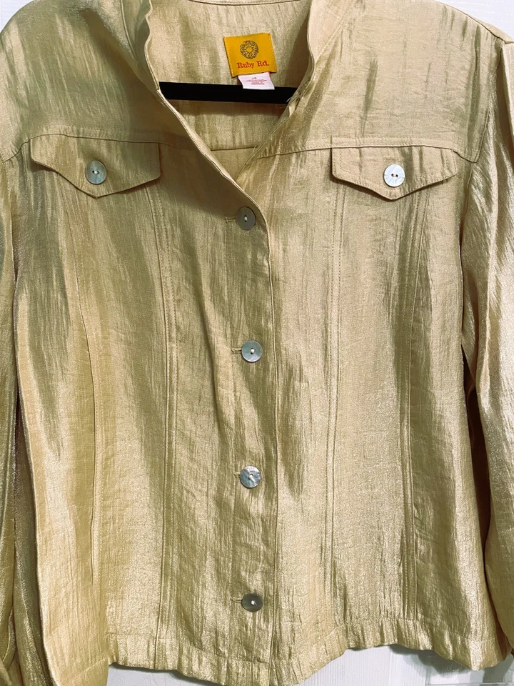Ruby Rd Women's Gold Metallic Cropped Jacket Shirt Size 14 Holiday Party Sparkle - Image 2 of 4