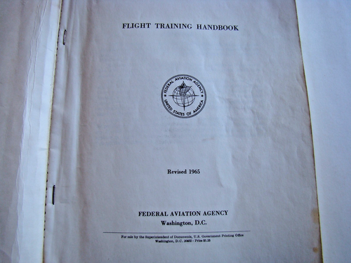 FAA 1965 FLIGHT TRAINING HANDBOOK MANUAL RETRO FLIGHT DISPLAY VINTAGE BOOK - Picture 2 of 3