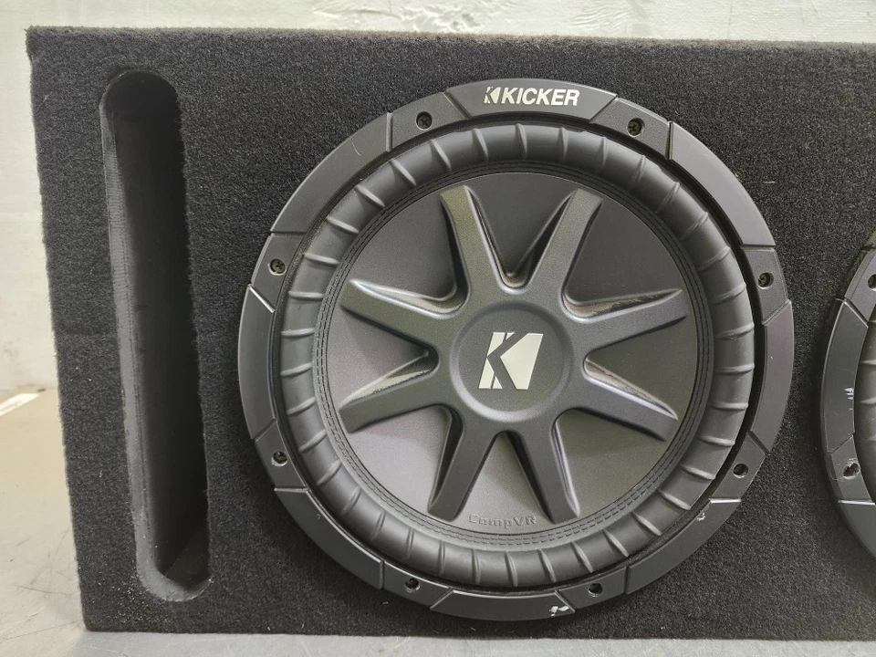 2 subwoofers Kicker CompVR serie 12" con caja Foto 2 de 4