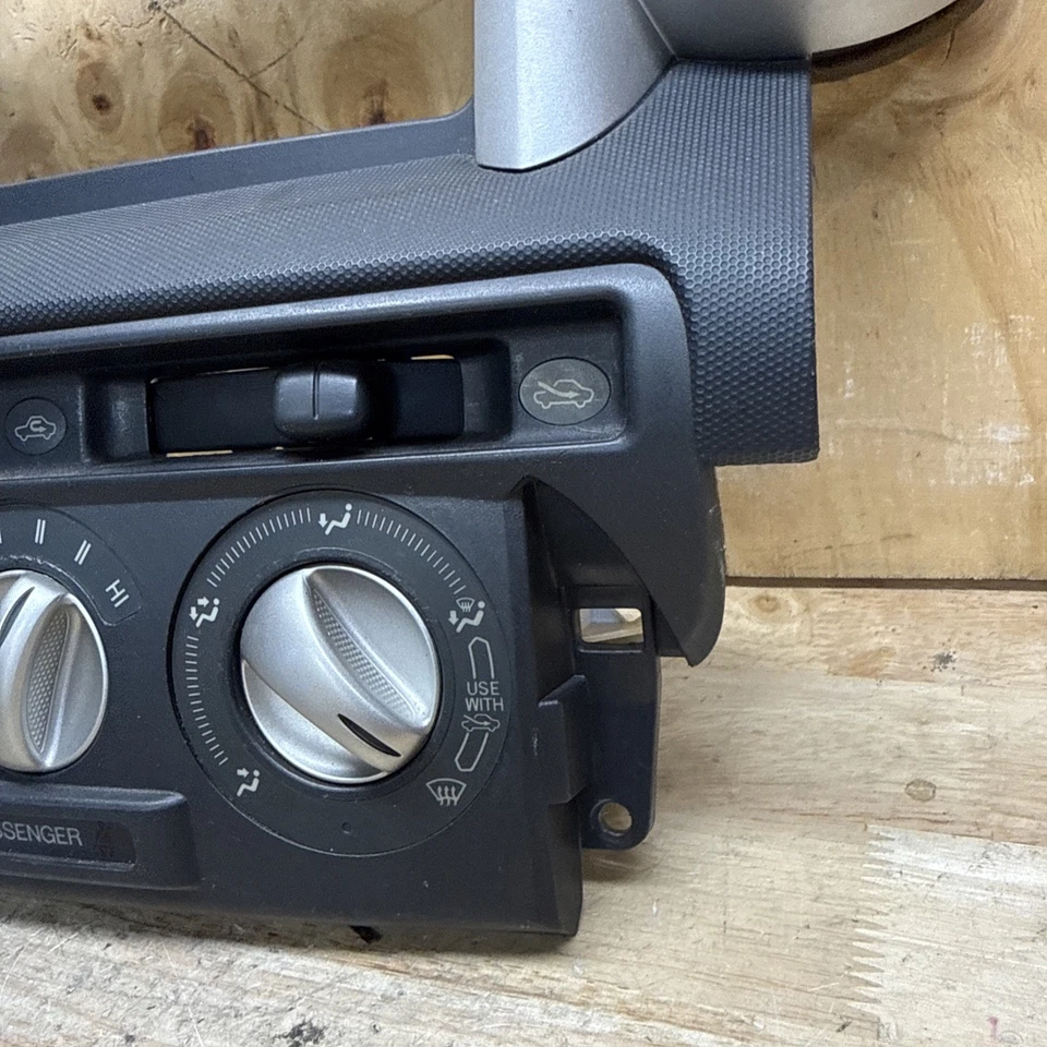 2004-2006 Scion XA AC Heater Temperature Climate Control Panel Switch OEM  - Изображение 4 из 4
