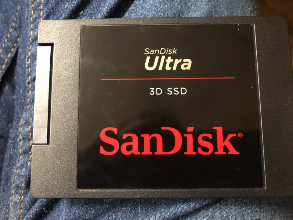 SanDisk Ultra 3D SSD 2TB 2,5" SATA III 6Gb/s – Modell SDSSDH3-2T00 – TOP Zustand - Bild 3 von 3