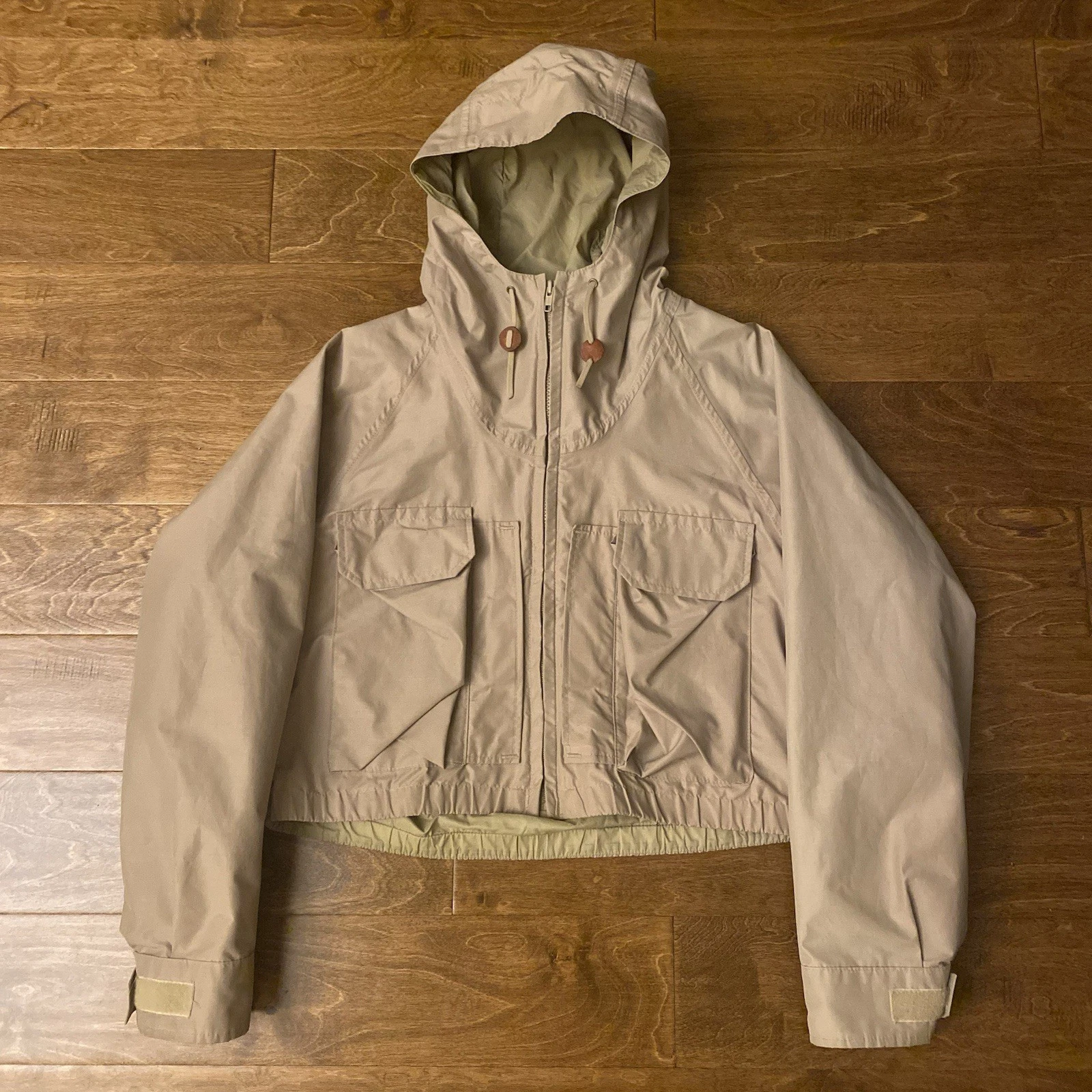 Vtg 80s Columbia Gore Tex SAMPLE Cropped Tan Nylon Fishing Wading Jacket Men’s M
Opens in a new wind