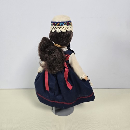 Vintage Effanbee 'France' Doll #1102 - Dolls of the World Series - Open Box - Picture 2 of 3