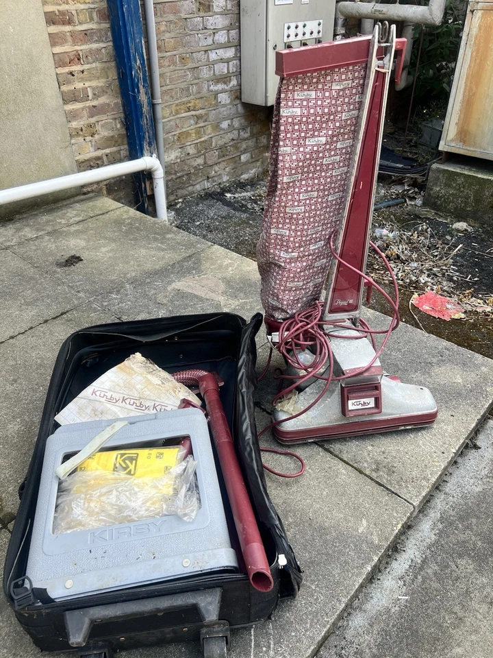 Kirby Legend 2 Staubsauger zu verkaufen mit Beutel plus siehe Fotos - Bild 2 von 4