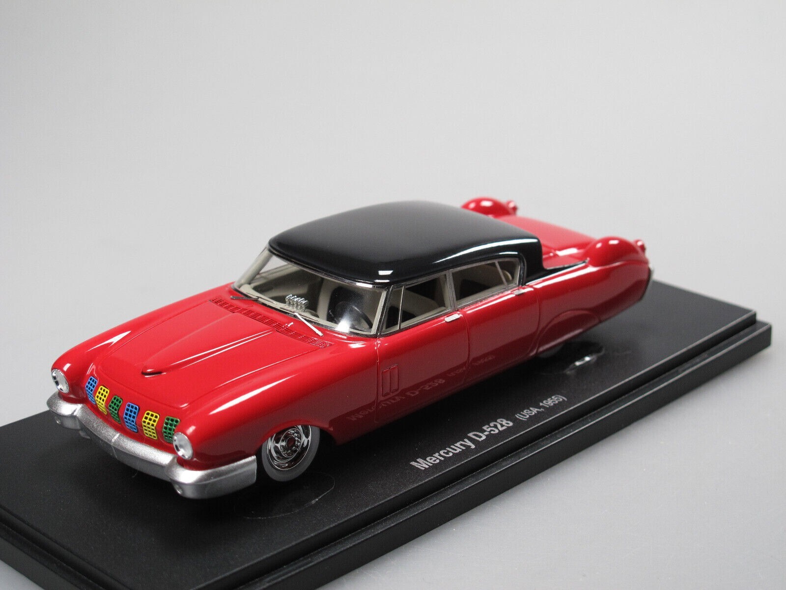 Avenue 43 AVN60123 Mercury miniature 1/43 rouge noire véhicule