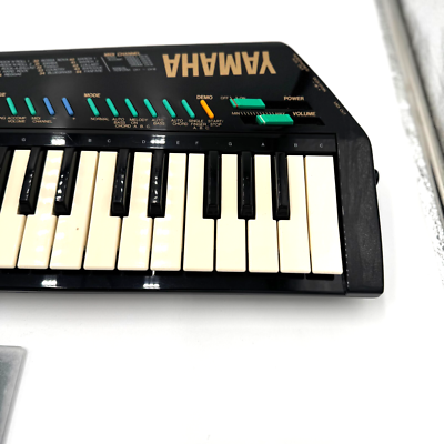 Yamaha SHS-10B Digital Shoulder Key MIDI Synthesizer Keytar