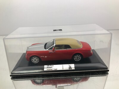 IXO MOC128P ROLLS ROYCE PHANTOM DROPHEAD COUPE -RED 1:43- GOOD IN SHOWCASE