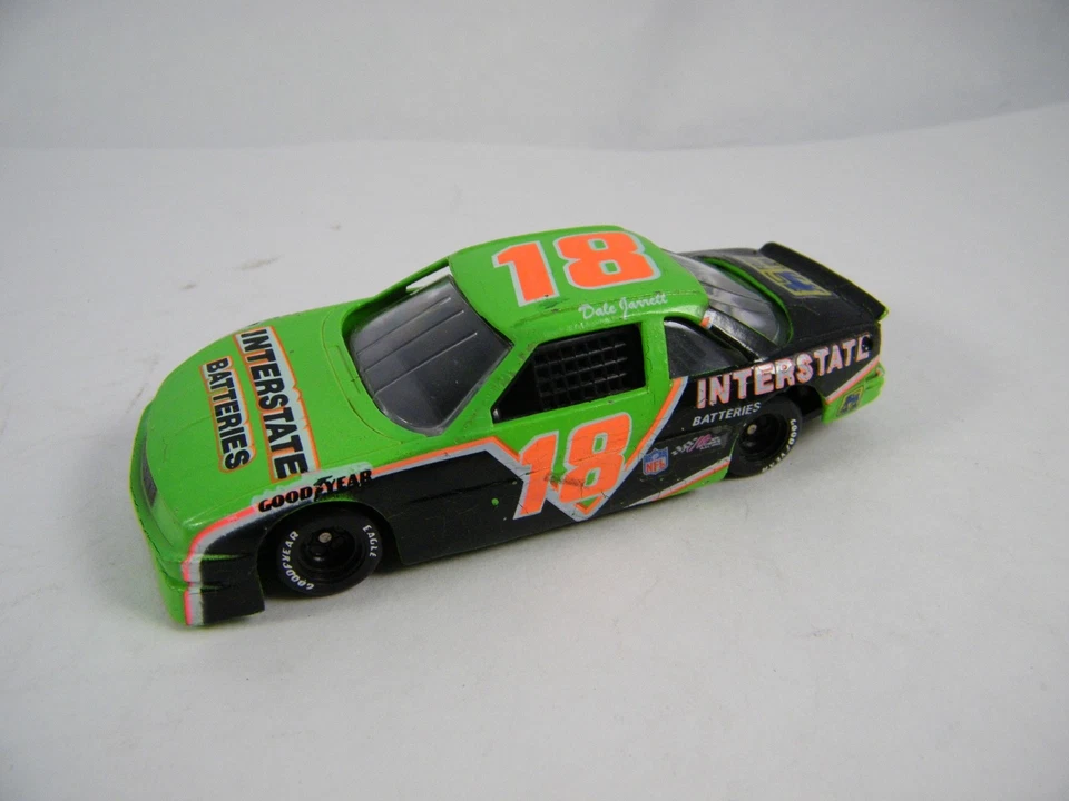 DALE JARRETT ~ INTERSTATE BATTERIES RACING #18 ~ TRANSPORTERS AND CARS - Image 4 of 4