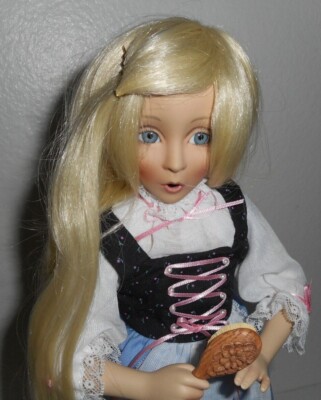 RAPUNZEL Porcelain Doll Dianna Effner Heroines Fairy Tale Forests Knowles 1991 