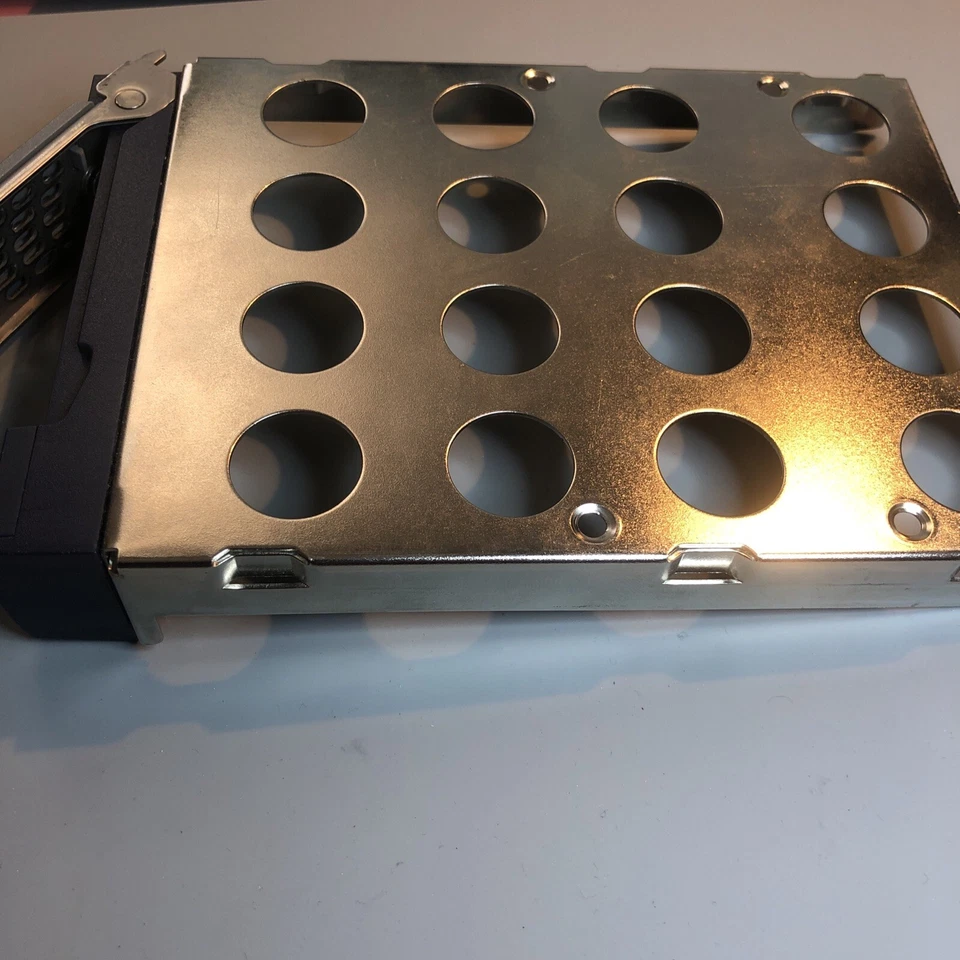 Disk Tray Caddy - Netgear ReadyNAS Pro ,Duo And Other. New "square" style - Bild 4 von 4