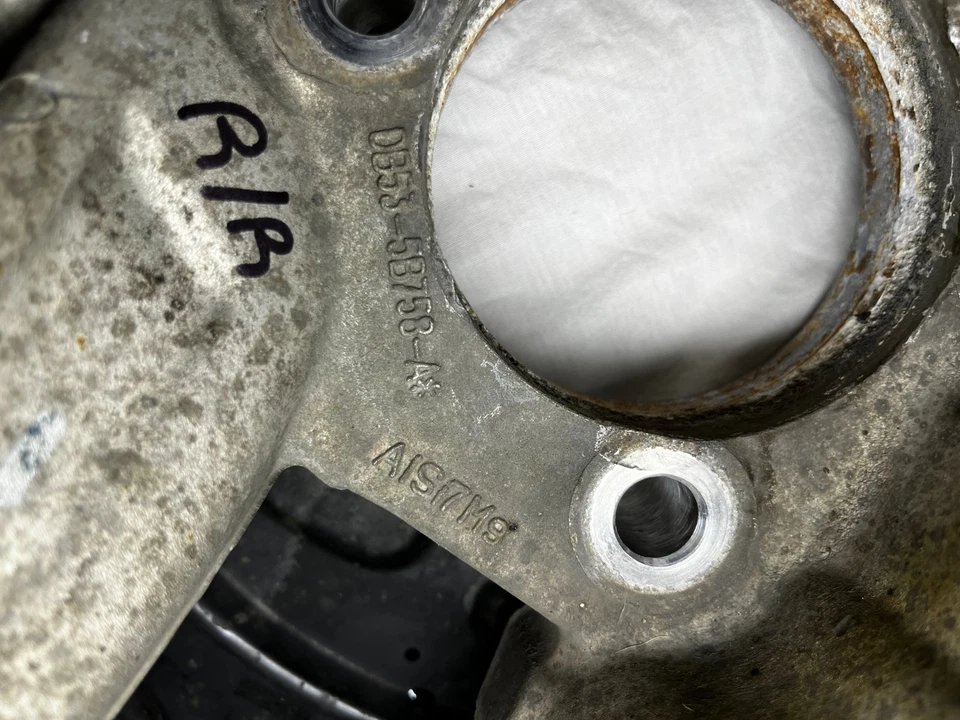 2013-2019 FORD EXPLORER AWD REAR RIGHT PASS SPINDLE KNUCKLE DB53-5B758-A* - Image 2 of 4