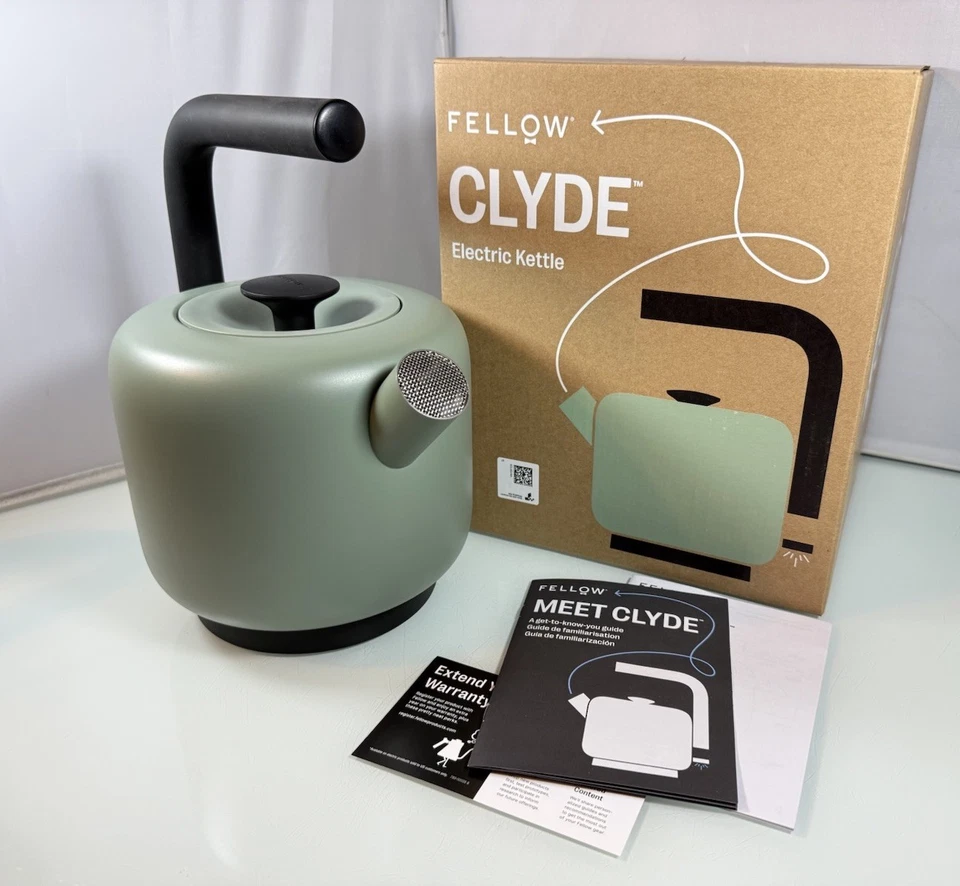 Fellow Clyde Electric Tea Kettle 1.5 Liter - Smoke Green - 360° Swivel Base, NIB - Image 3 of 4