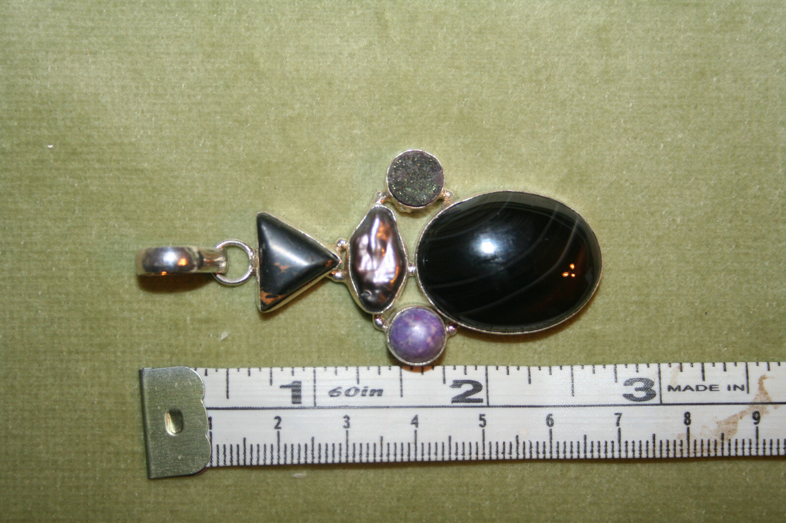 Picture 3 of 8