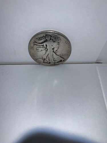 1920 WALKING LIBERTY HALF DOLLAR COIN - Picture 11 of 12