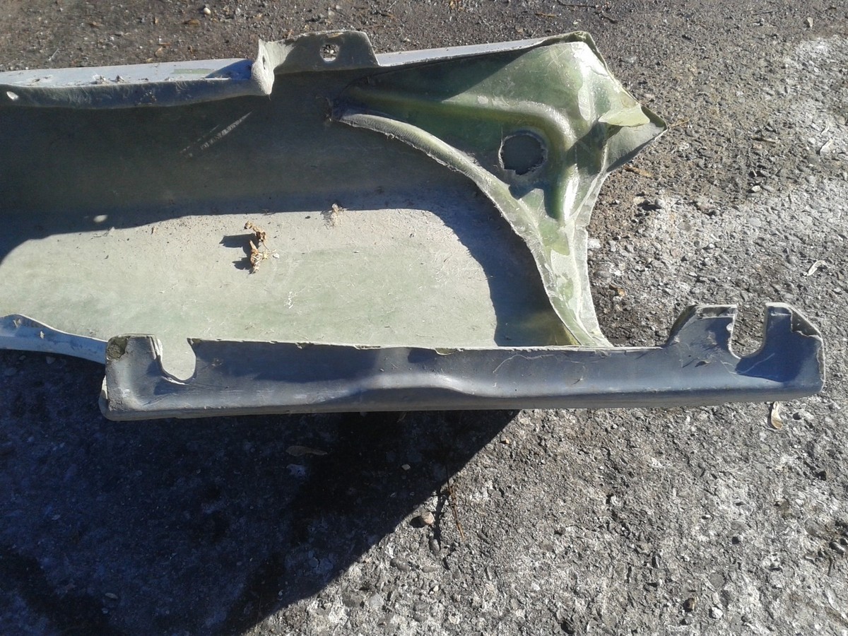 かまろ 67 68 Chevrolet Camaro Fender Right Front Fiberglass F088 | eBay