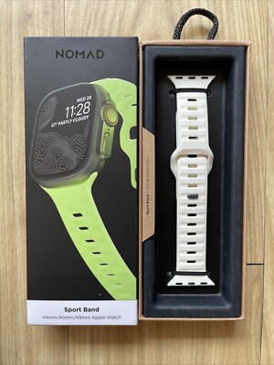 Apple Watch - 完売品！NOMAD 限定スポーツバンド glow 45mm AppleWatch Apple Watch - 完売品！NOMAD 限定スポーツバンド glow 45mm
