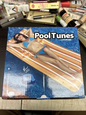 SwimLine POOLTUNES Floating In Pool Sound Speaker Ipod Compatible With LED Light