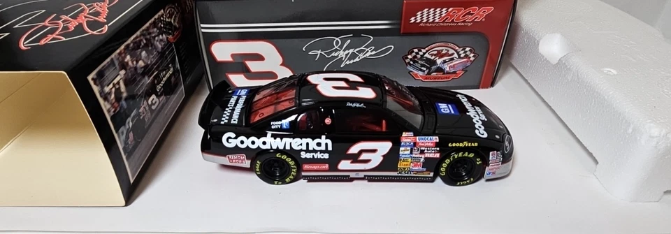 2004 Action 1/32 #3 Dale Earnhardt RCR Museum Series 1996 Monte Carlo - Image 4 of 4