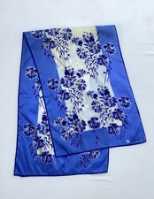 VERA women s Silk Abstract Floral Blue Scarf In EX.COND 43"/14"GOOD.COND