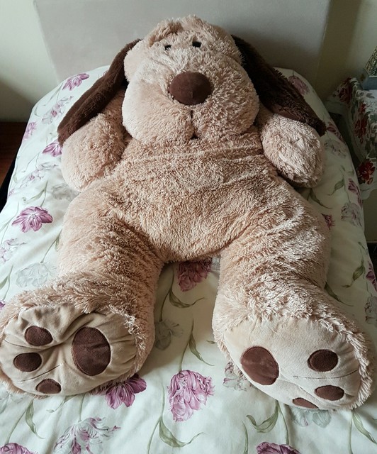 hugfun giant plush dog