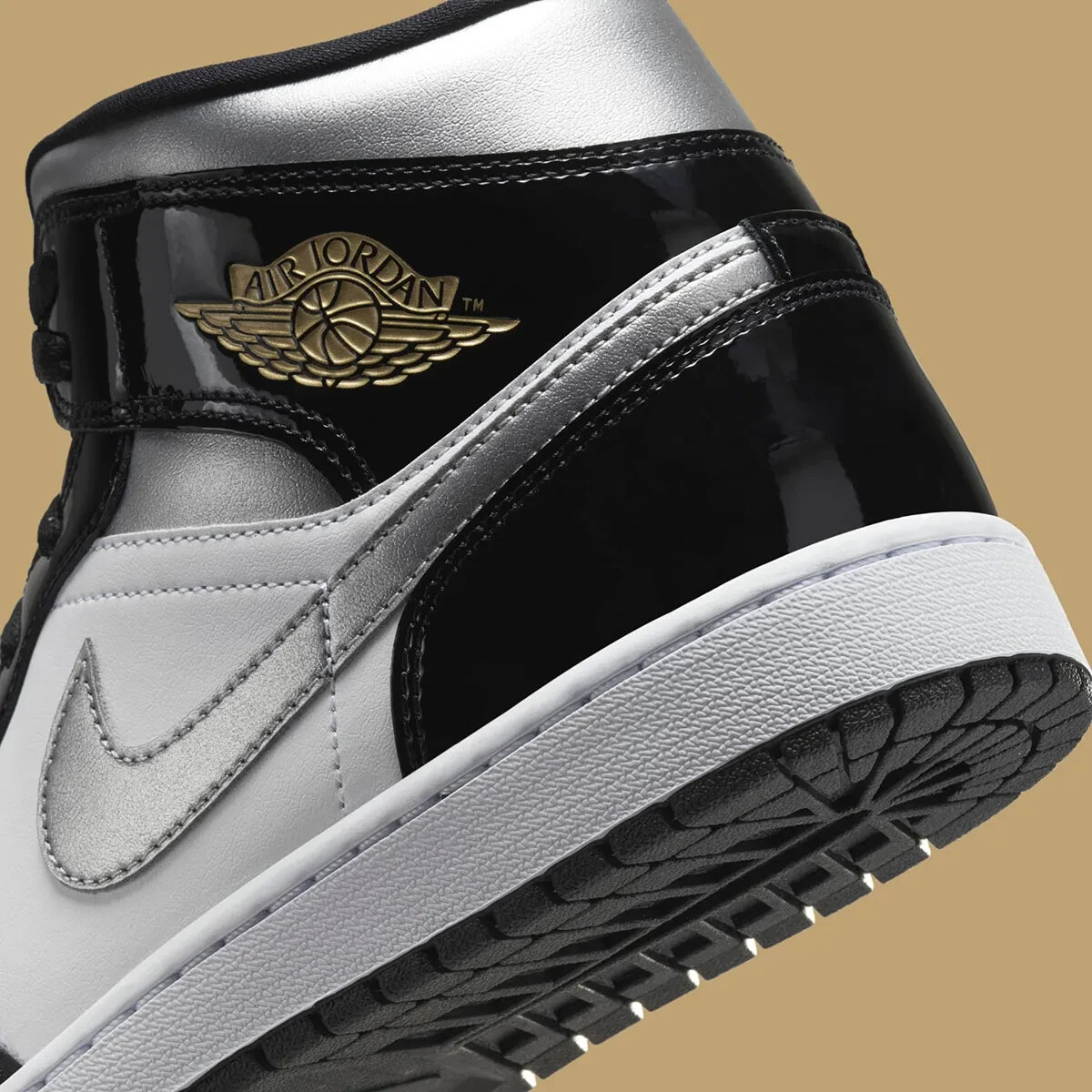 Size 10 - Air Jordan 1 SE Mid Black White Metallic Silver
