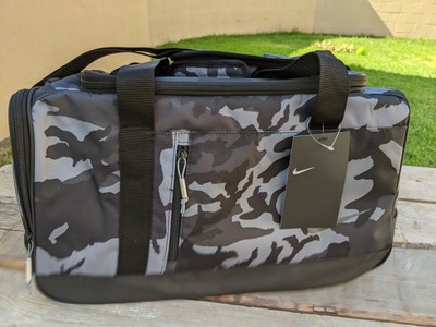 nike golf duffle