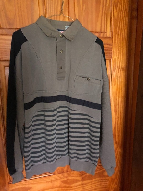 Vintage Saugatuck Men's Large Dressy Collared 3 Button Sweat Shirt Nice! EUC