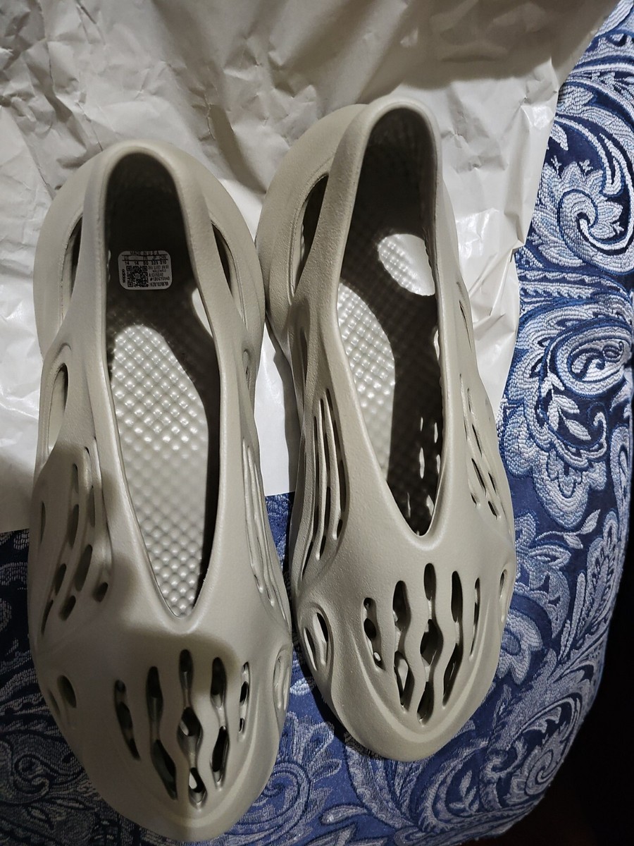 Size 14 - adidas Yeezy Foam RNR / Runner Stone Salt - GV6840 Size 14 - adidas Yeezy Foam RNR / Runner Stone Salt - GV6840