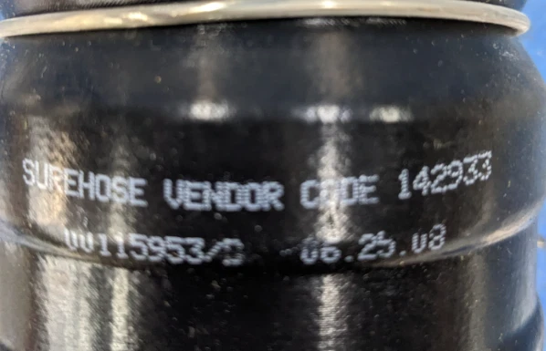 Manguera intercooler turbocompresor SIlicone 3” x 6” recta 00115953 puertas 26200 Foto 3 de 3