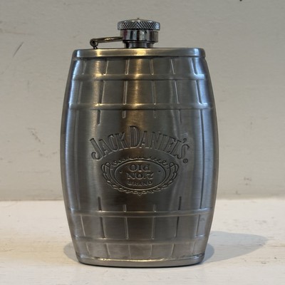 2007 Jack Daniel s Barrel Shaped Old No.7 Brand 6 oz Flask Stainless Steel