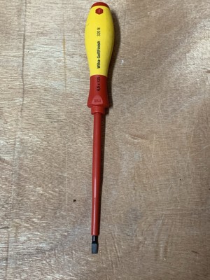 Wiha Tools 32024 SoftFinish Insulated Screwdrivers - 4.5 x 125 mm